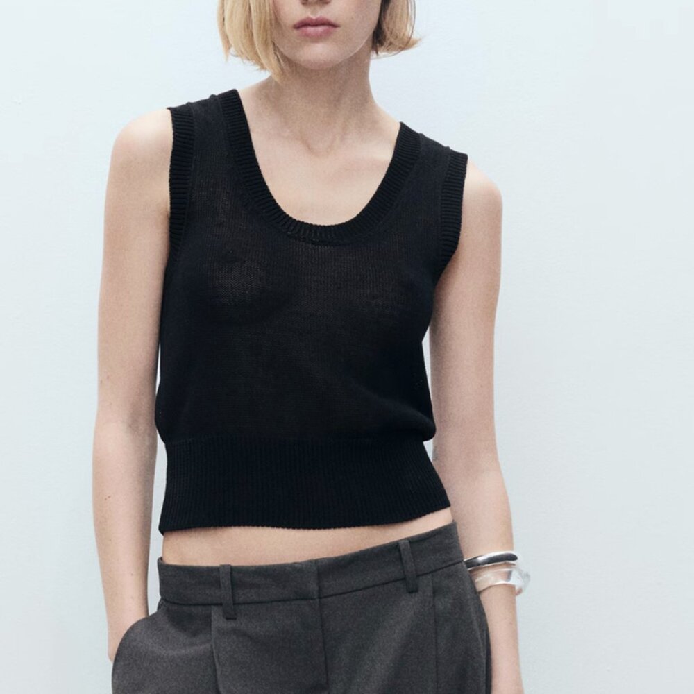Low-neck knitted top-Size S